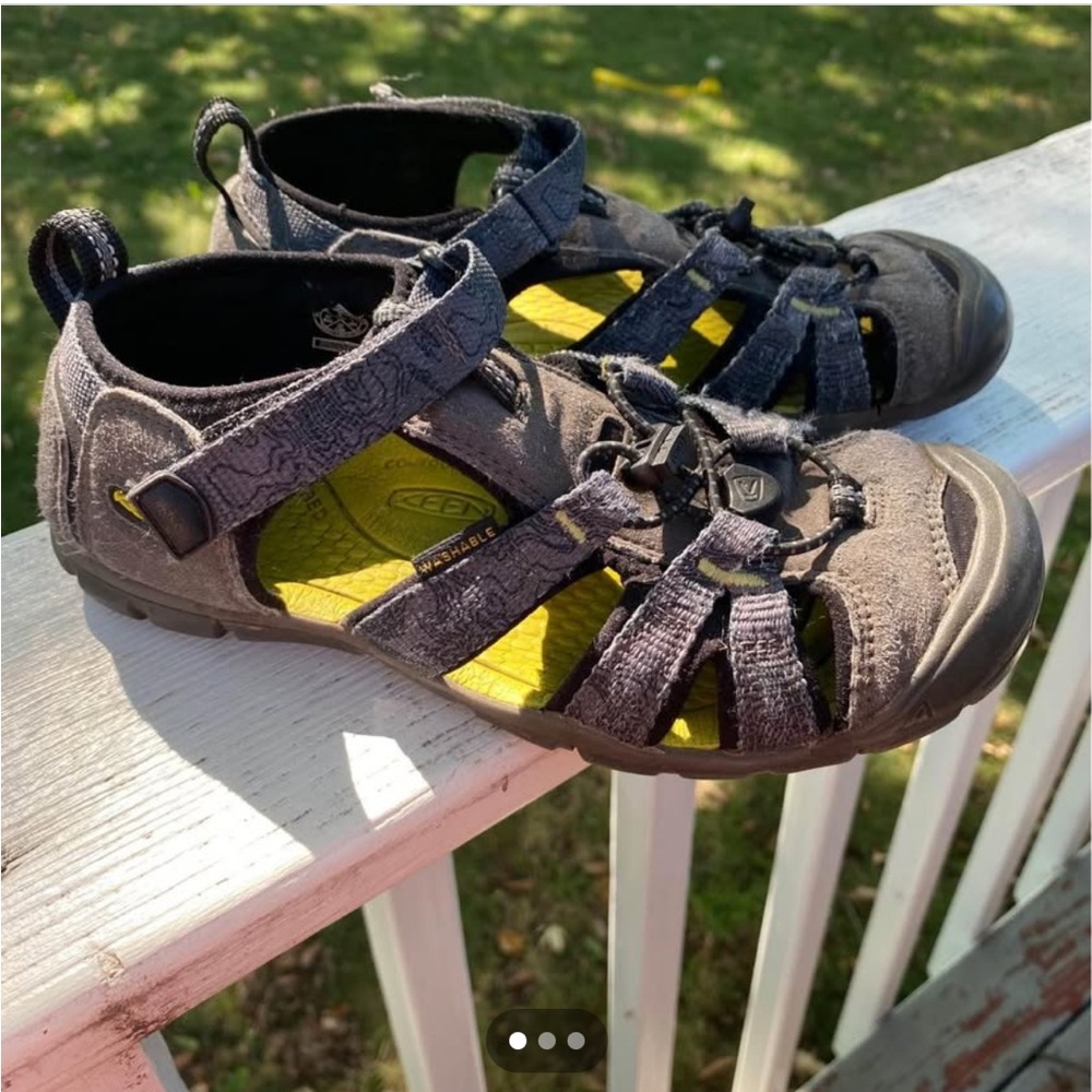Keen Kids Sandals size 3